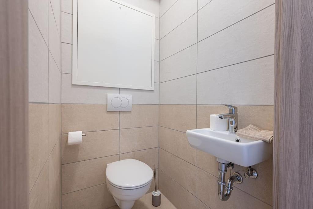 Appartement Big With Garage & Balcony & Ac & Lift *